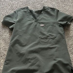 Figs Catarina scrub top